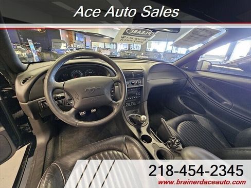 Used 2001 Ford Mustang GT RWD image 8