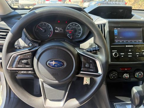Used 2019 Subaru Impreza 2.0i AWD/4WD image 22