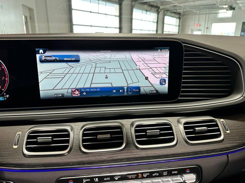New 2026 Mercedes-Benz GLS 450 4MATIC image 10