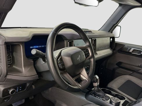 Used 2025 Ford Bronco Big Bend image 18