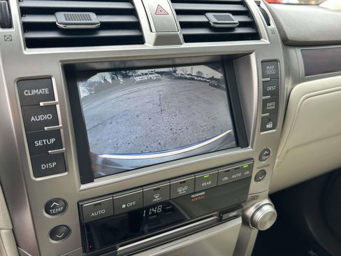 Used 2012 Lexus GX 460 w/ Comfort Plus Pkg image 25