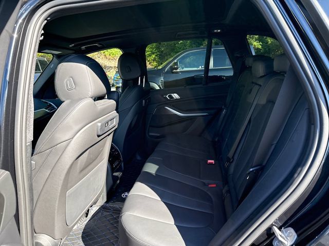Used 2022 BMW X5 xDrive45e w/ M Sport Package AWD/4WD image 13