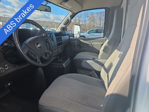 Used 2023 Chevrolet Express 3500 w/ Power Convenience Package image 16