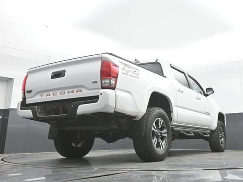 Used 2016 Toyota Tacoma TRD Sport w/ Premium & Technology Package image 44