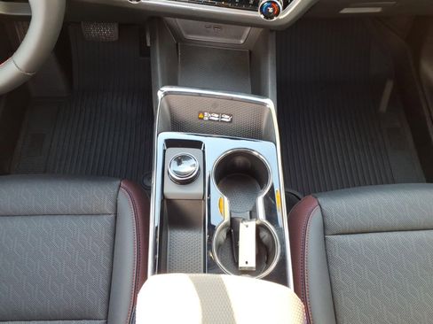 Certified 2025 Chevrolet Equinox RS image 16