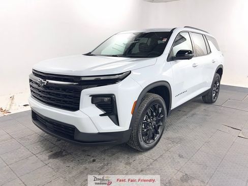 New 2026 Chevrolet Traverse LT w/ Midnight/Sport Edition FWD image 1