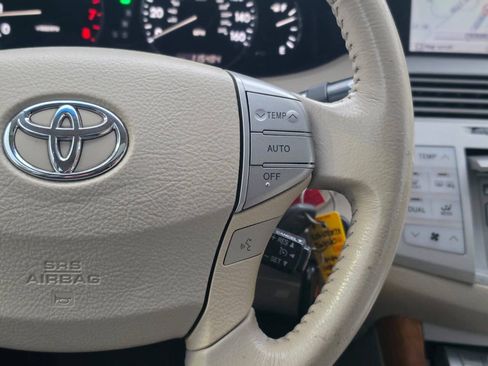 Used 2006 Toyota Avalon XLS FWD image 22