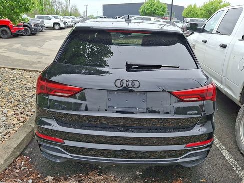 Used 2022 Audi Q3 2.0T Premium AWD/4WD image 4