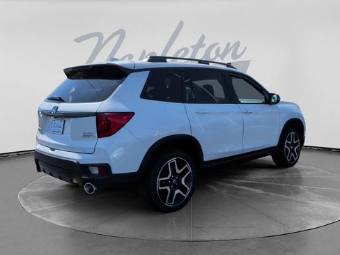 Used 2023 Honda Passport Elite image 6