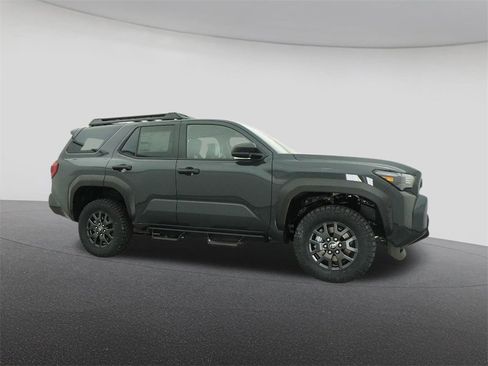 New 2026 Toyota 4Runner SR5 image 28