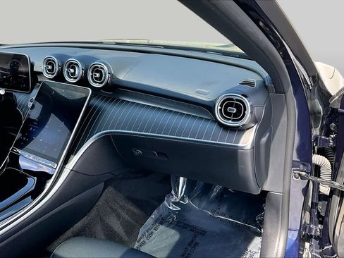 Used 2023 Mercedes-Benz C 300 Sedan image 18