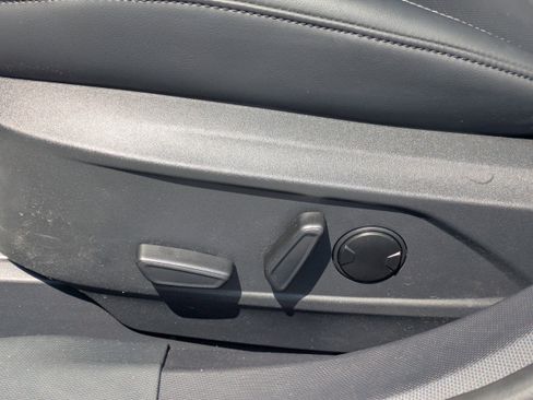 Used 2023 Ford Mustang Mach-E Premium RWD image 28