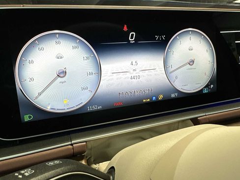 Used 2026 Mercedes-Benz Maybach GLS 600 4MATIC image 16