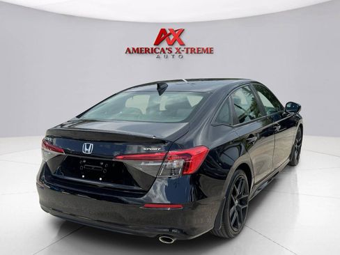 Used 2023 Honda Civic Sport image 6