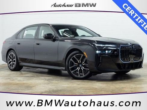 Used 2025 BMW 760i xDrive w/ Executive Package image 1
