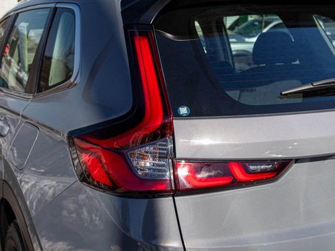 Used 2023 Honda CR-V LX image 38