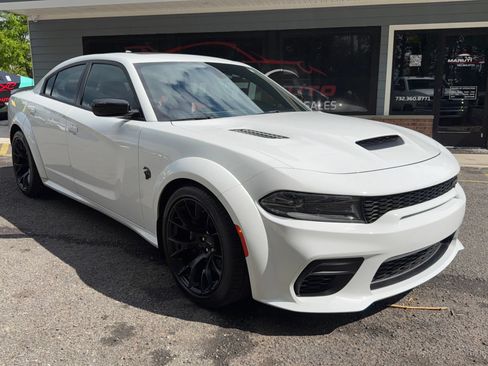 Used 2023 Dodge Charger SRT Hellcat w/ Harman/Kardon Audio Group RWD image 3