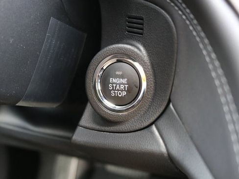 Used 2025 Subaru Outback Premium w/ Popular Package #1A image 37