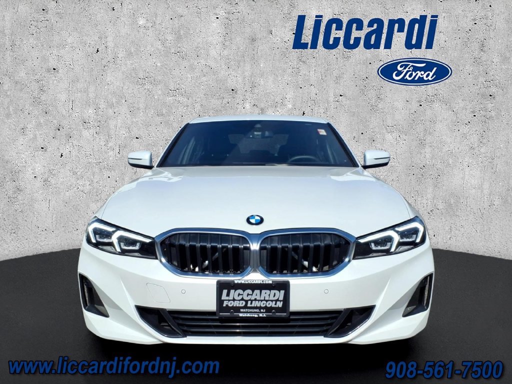 Used 2026 BMW 330i xDrive Sedan w/ Premium Package AWD/4WD image 2