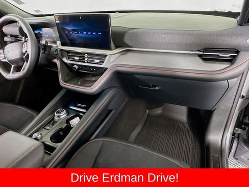 Used 2025 Ford Explorer ST w/ Sun And Sound Package RWD image 26