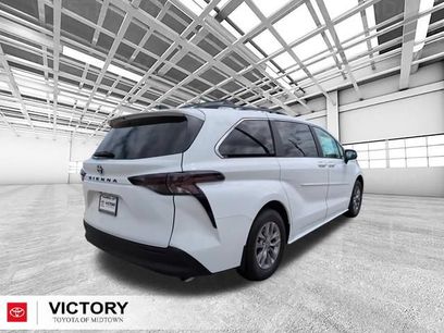 Used 2026 Toyota Sienna LE
