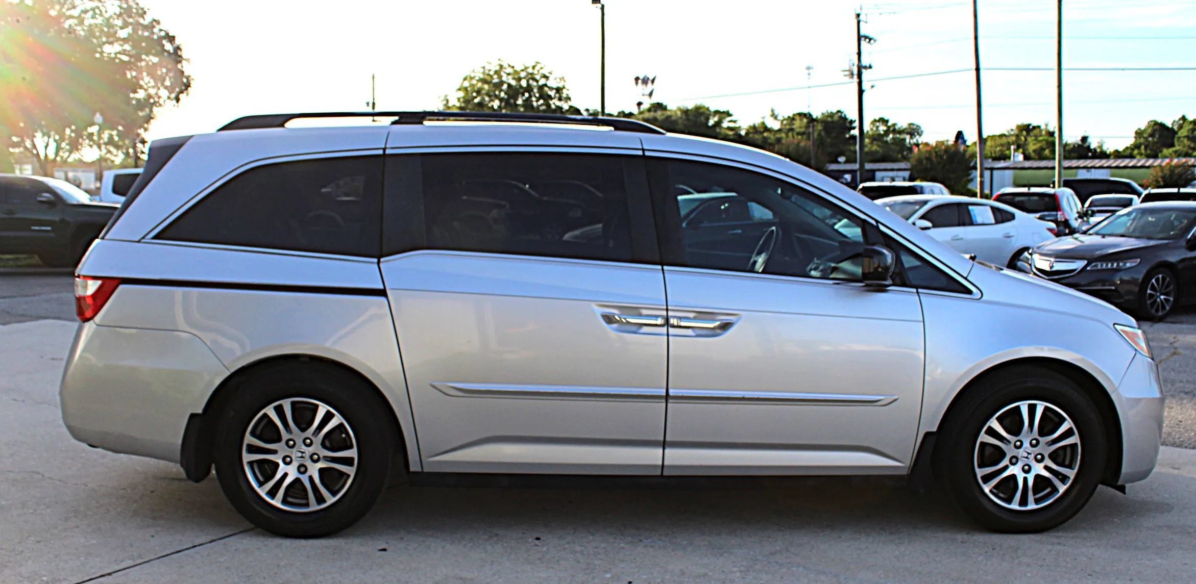 Used 2012 Honda Odyssey EX-L image 6