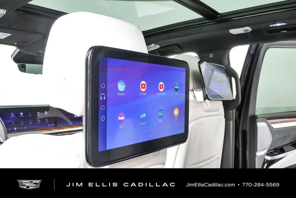 Certified 2026 Cadillac Escalade Platinum Sport w/ LPO, ONYX Package AWD/4WD image 20