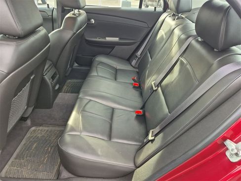 Used 2010 Chevrolet Malibu LTZ w/ HFV6 Engine Package image 28
