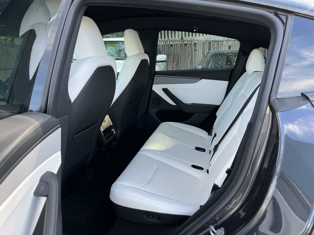 Used 2026 Tesla Model Y Long Range AWD/4WD image 15