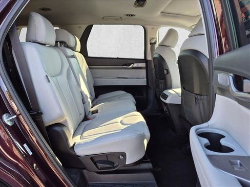 Used 2024 Hyundai Palisade SEL FWD image 20