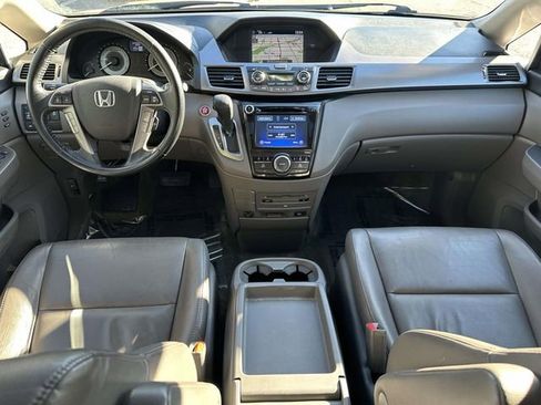 Used 2014 Honda Odyssey Touring Elite image 19