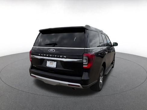 Used 2024 Ford Expedition Limited RWD image 13