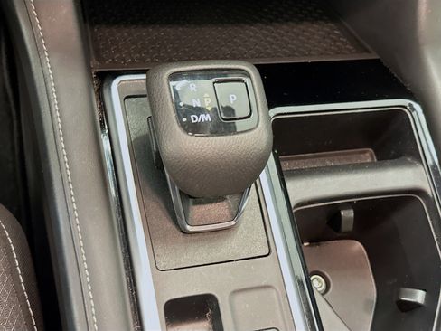 Used 2023 Nissan Pathfinder SV AWD/4WD image 24