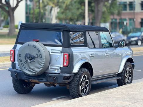 Used 2022 Ford Bronco Outer Banks AWD/4WD image 5