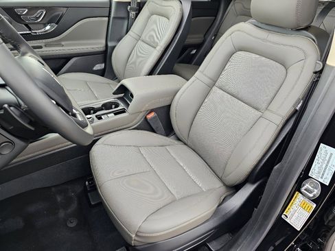 Used 2024 Lincoln Corsair Reserve w/ Equipment Group 201A image 27