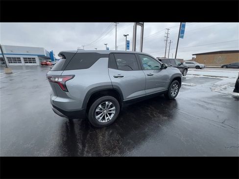 Certified 2026 Chevrolet Equinox LT image 8