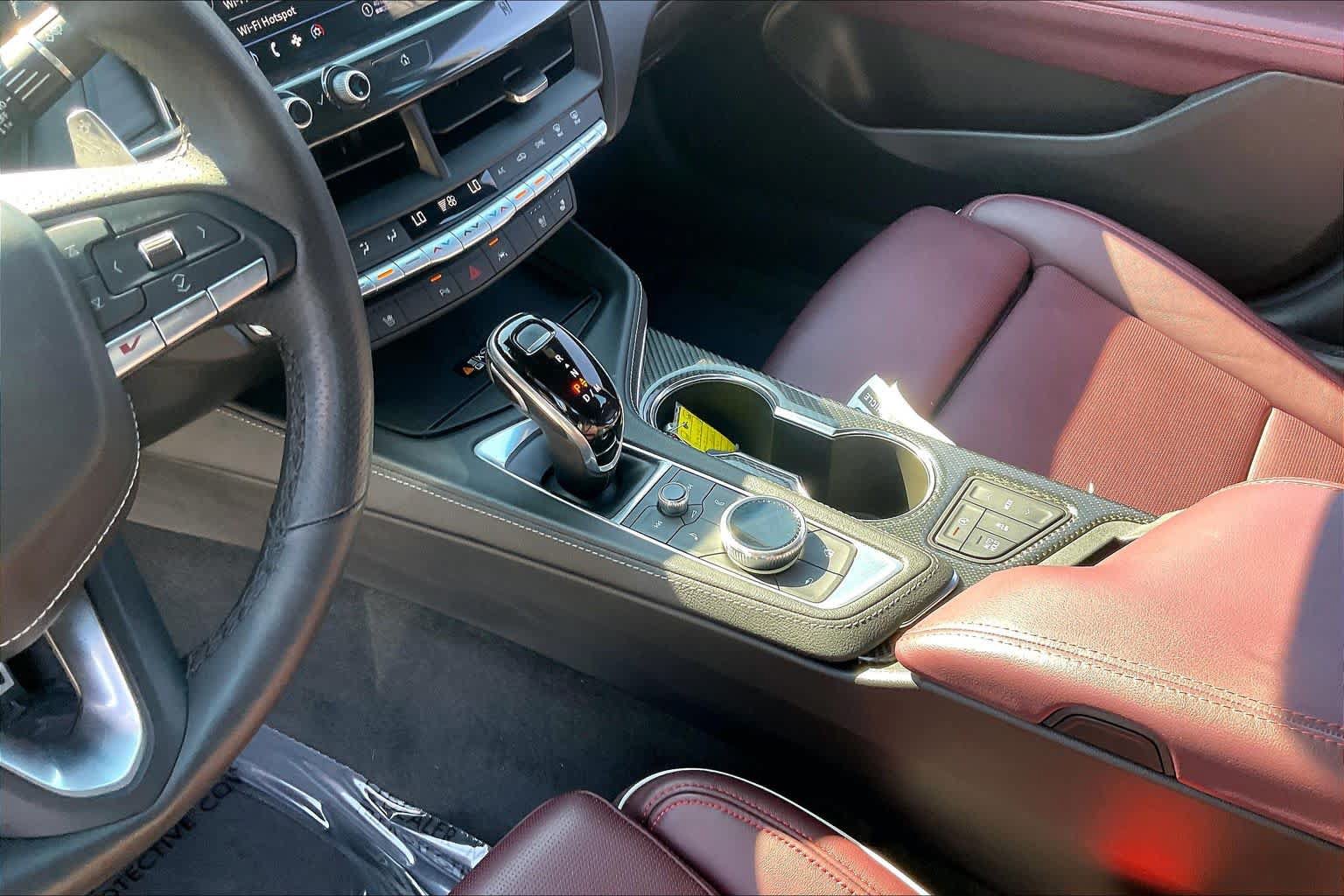 Used 2021 Cadillac CT4 V w/ Technology Package RWD image 15