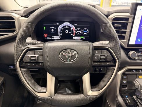 Used 2024 Toyota Sequoia Limited image 34