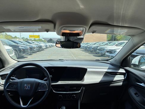 Used 2025 Buick Encore GX Preferred image 32