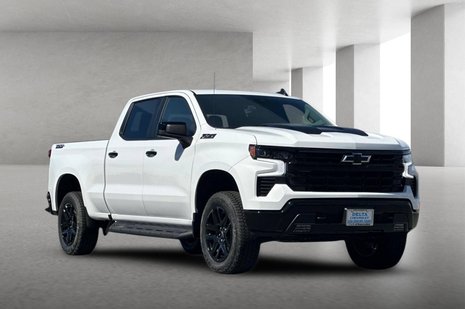 New 2026 Chevrolet Silverado 1500 LT Trail Boss w/ Dark Appearance Package AWD/4WD image 2