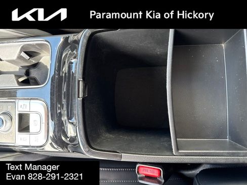 Used 2022 Kia Telluride S AWD/4WD image 32