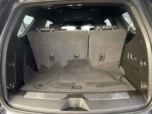 Used 2023 Chevrolet Tahoe Premier image 8