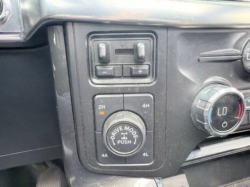 Used 2021 Ford F150 Lariat w/ Equipment Group 502A High AWD/4WD image 32