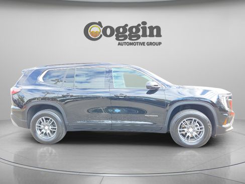 Used 2025 GMC Acadia Elevation image 5