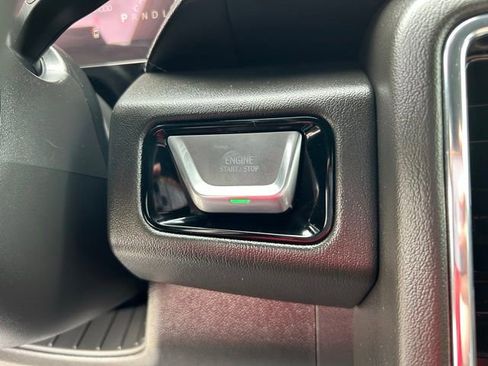 Used 2025 GMC Yukon Denali w/ Denali Reserve Package AWD/4WD image 31