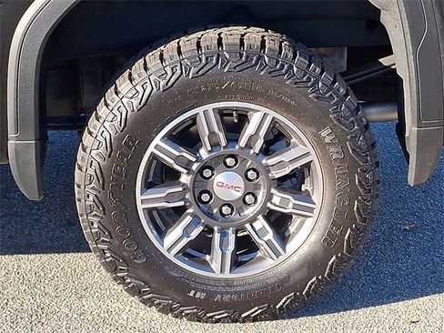 Certified 2024 GMC Sierra 1500 AT4 w/ AT4 Preferred Package image 27
