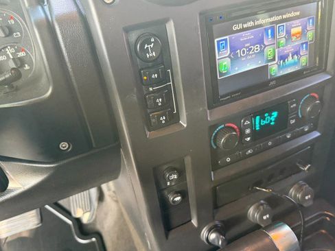 Used 2006 HUMMER H2 image 27