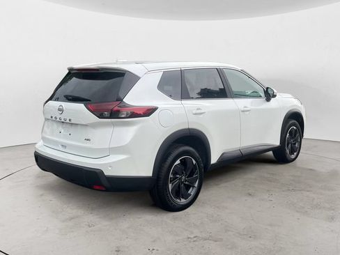 Used 2025 Nissan Rogue SV AWD/4WD image 5