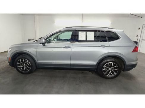 Used 2021 Volkswagen Tiguan SEL FWD image 5