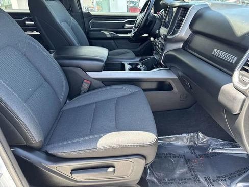 Used 2021 RAM 1500 2WD Crew Cab image 12